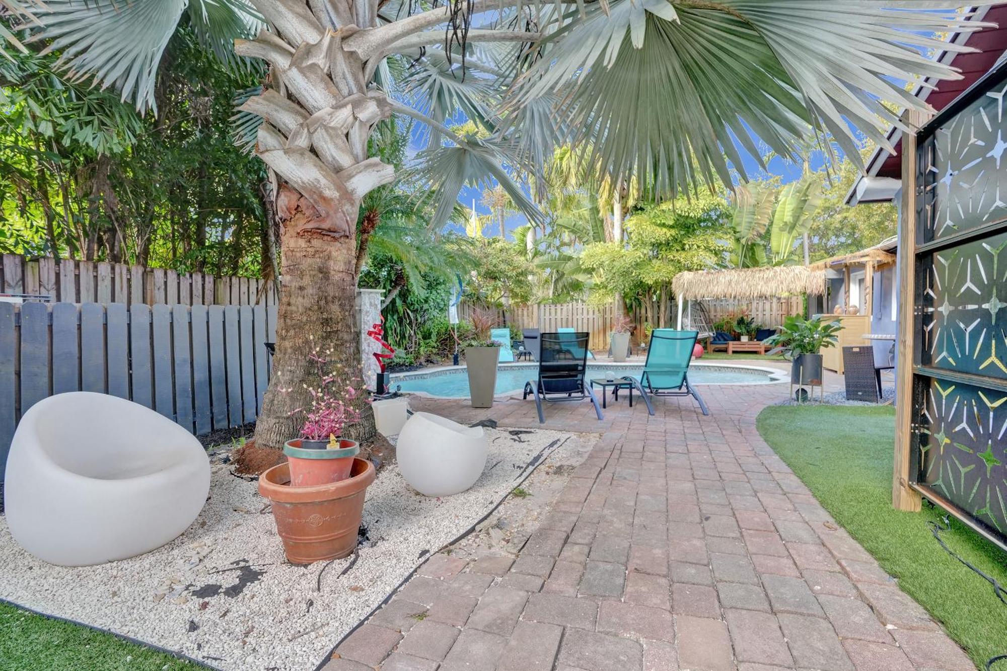 Kiki 3 - Men'S Clothing Optional Guest Houses Wilton Manors Экстерьер фото